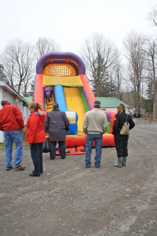 Jeu gonflable pour enfants.