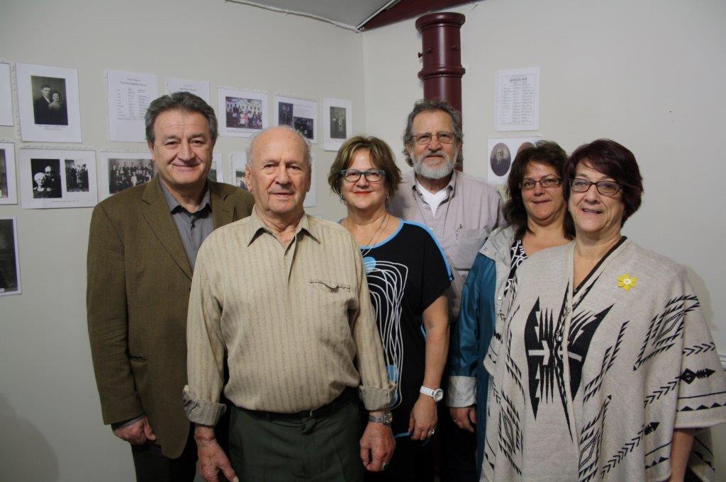 De la visite de Sudbury, Ontario : Steve Mirkopoulos, Jean Messier, Carole Messier-Mirkopoulos, Raymond Laurin, Suzanne Messier-Lafleur et Lyse Messier-Laurin