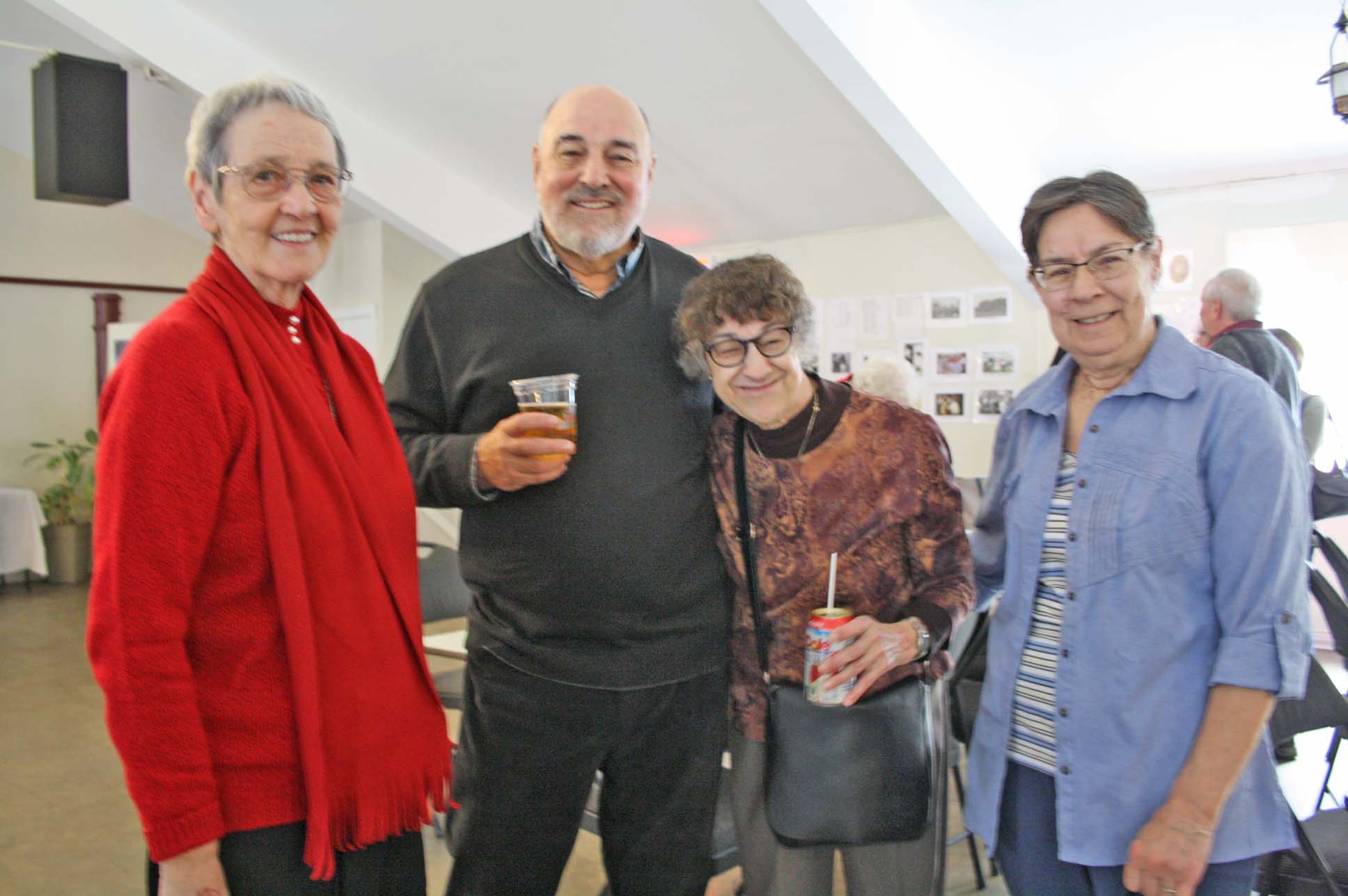 Antonine, Guy, Claire et Mariette Messier