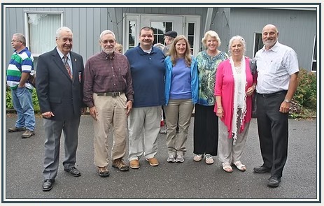 Richard Leonardo, Ronald Messier, Benjamin Messier, Tonya Reaver Messier, Emily Greene Messier, Carmen Bourbeau and Guy Messier. Ronald and Emily are from Lascasas, Tennessee.