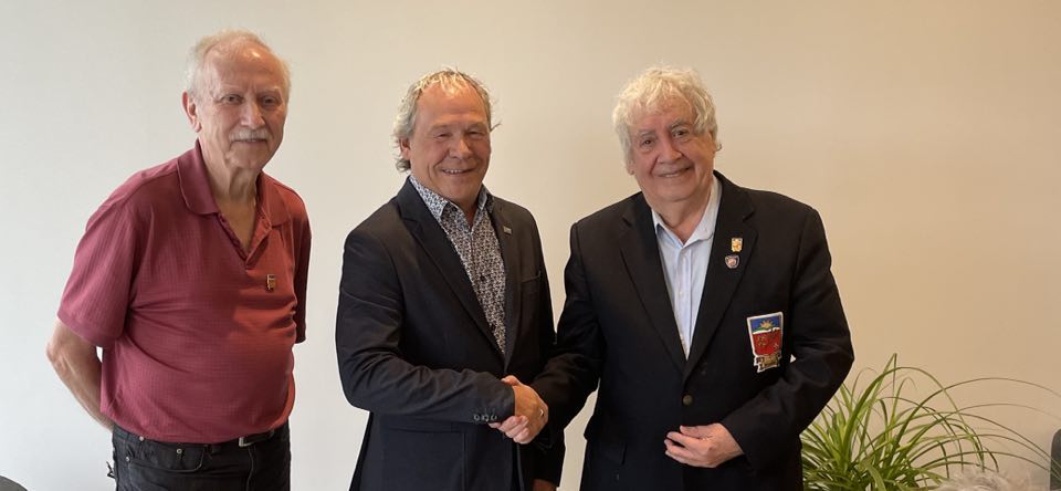 The mayor of Varennes had delegated Gaétan Marcil, the deputy mayor of Varennes, to our annual general meeting.