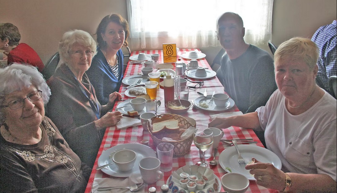 Jacqueline Messier (297), Denise Messier Palardy, Hélène Desrosiers, Daniel Palardy and Dorian Cadieux (328).
